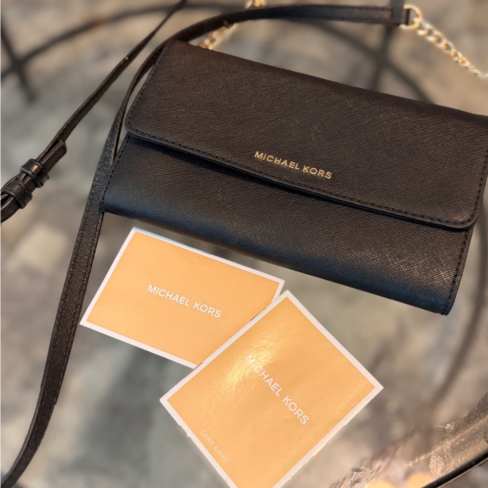 Michael Kors Phone Crossbody – Black Saffiano Leather